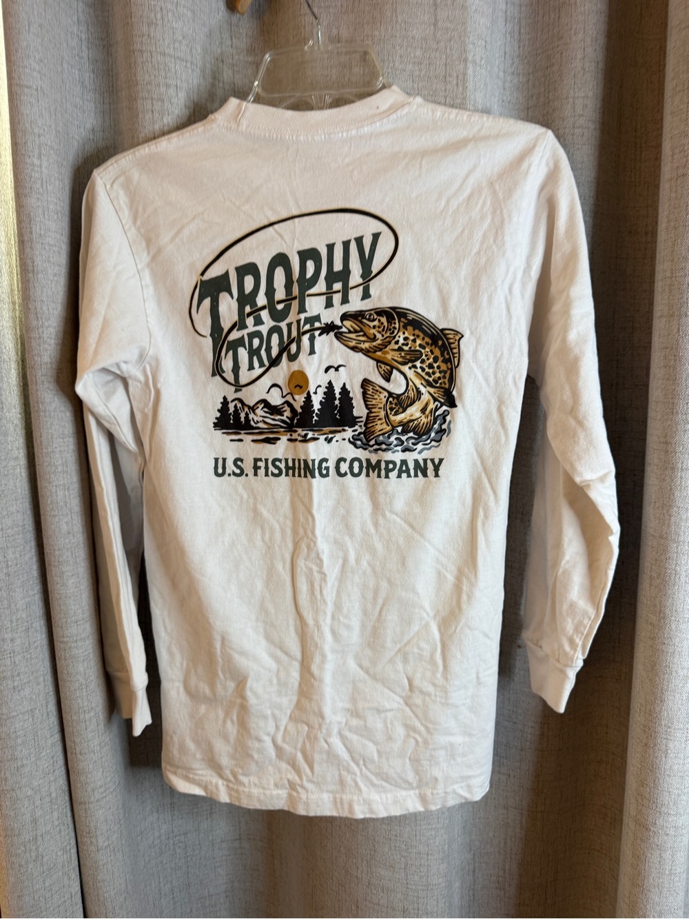 U.S. Fishing Co. Cream Graphic Tee - Small